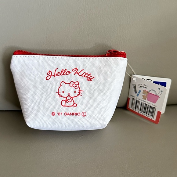 Sanrio Hello Kitty Pouch Bag - Picture 2 of 3